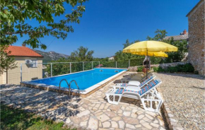 3 Bedroom Beautiful Home In Grizane
